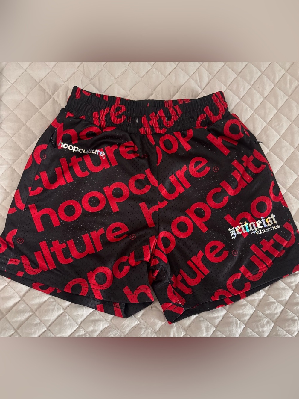 HoopCulture Kids Black & Red Logo Basketball Shorts YL(8/10)